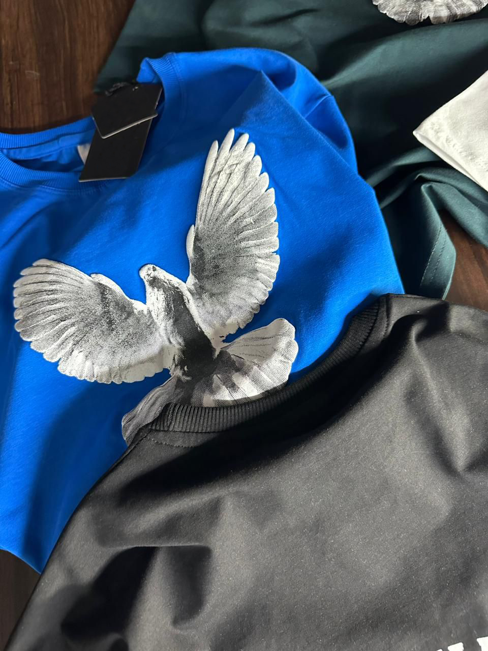 fly puff T-Shirt (2)